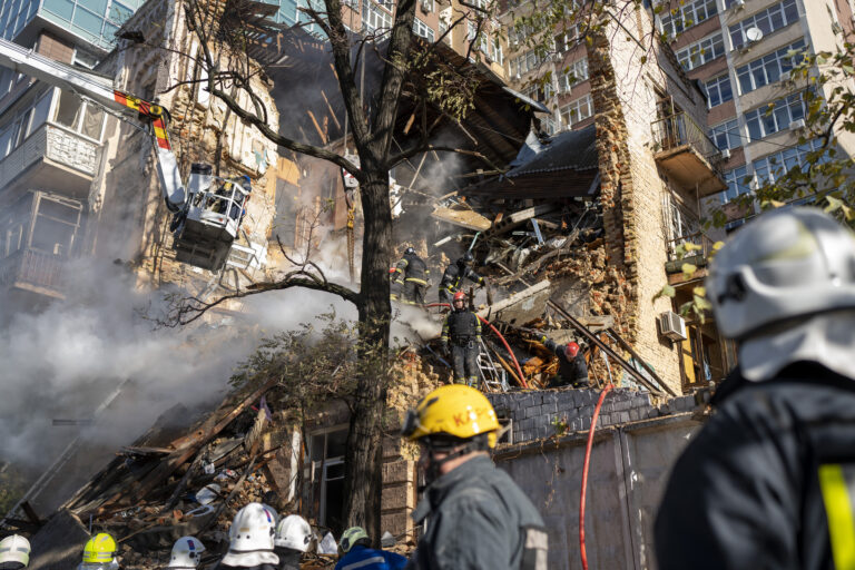Russian fighter jet crashes into apartments in southern city near Ukraine