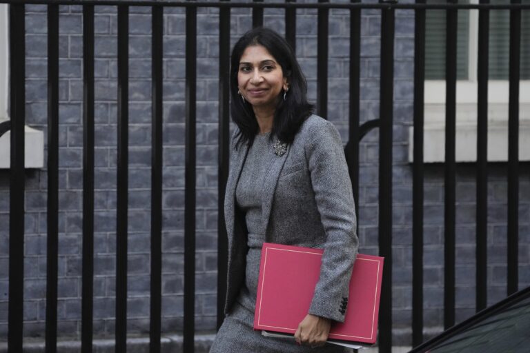 Minister leaves British government in new blow to PM Liz Truss