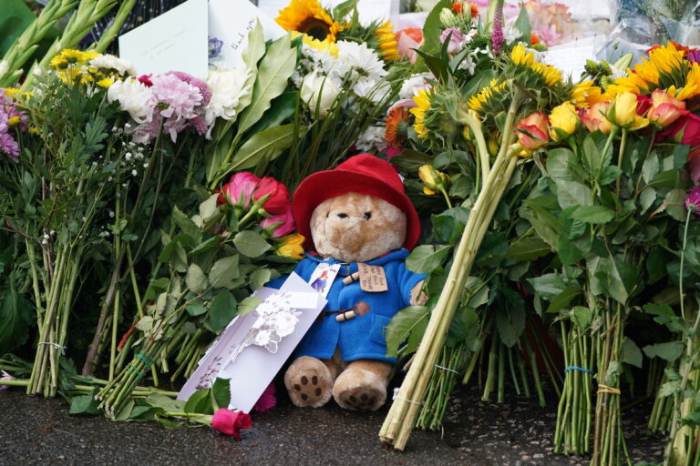 Hundreds of Paddington bears left for queen to be donated to charity