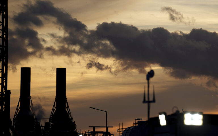 COP27: Big business under pressure to channel money into climate change fight