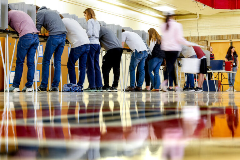 4 U.S. states vote to ban slavery in all forms. Louisiana votes to keep it