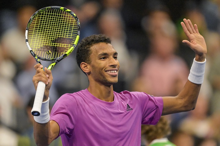 Auger-Aliassime increases winning streak to 14 matches with close win over Ymer