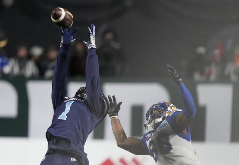 Toronto Argonauts become Grey Cup champions after defeating Winnipeg Blue Bombers