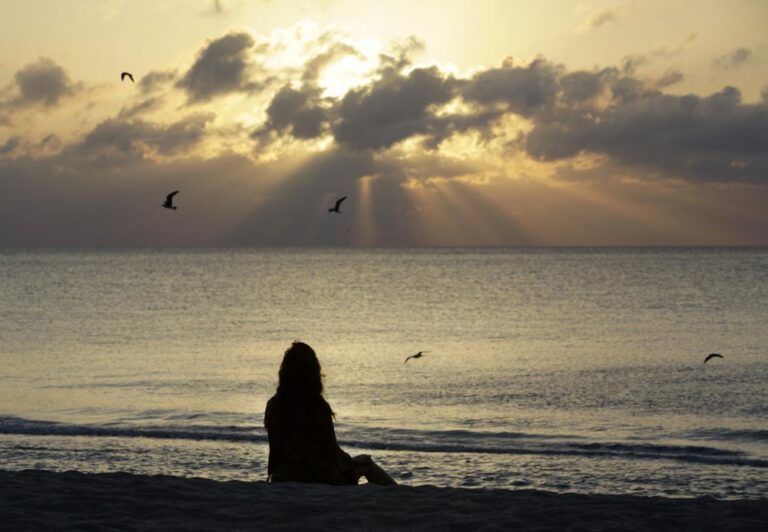 Can mindfulness help anxiety? Study suggests meditation works as well as drugs