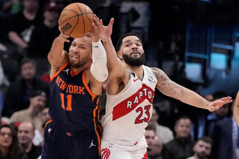 VanVleet has 28 points in much-needed Raptors win