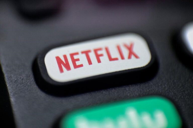 Netflix Canada begins its password-sharing crackdown. Here’s what to know