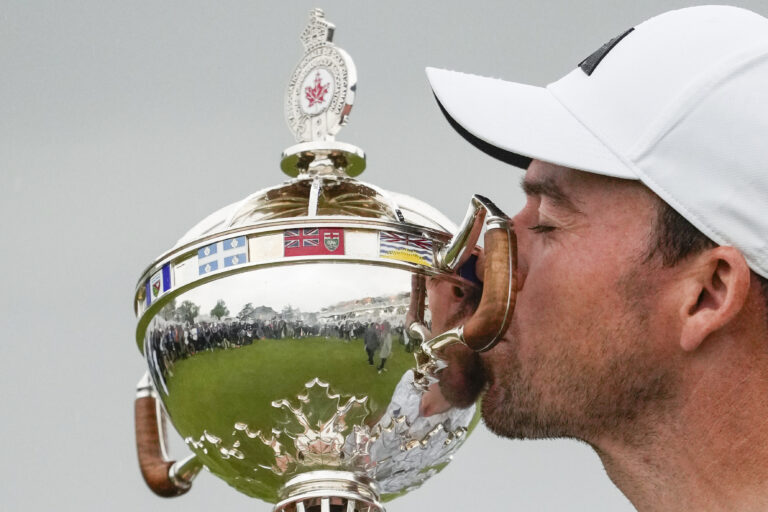 Nick Taylor wins Canadian Open, first Canadian champion since 1954