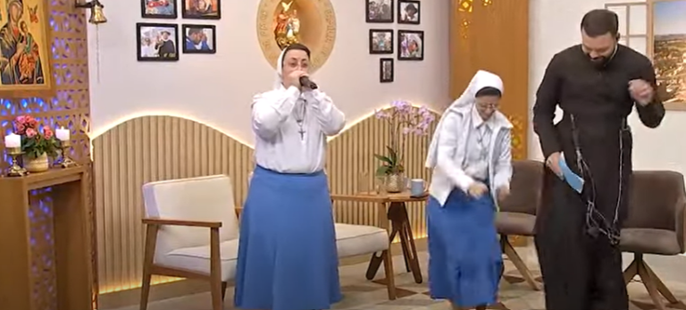 ‘Biblical bars’: Beatboxing nun goes viral with a blessed show on live TV