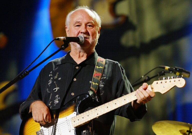 Sonny Curtis, member of Buddy Holly’s Crickets, dead at 88
