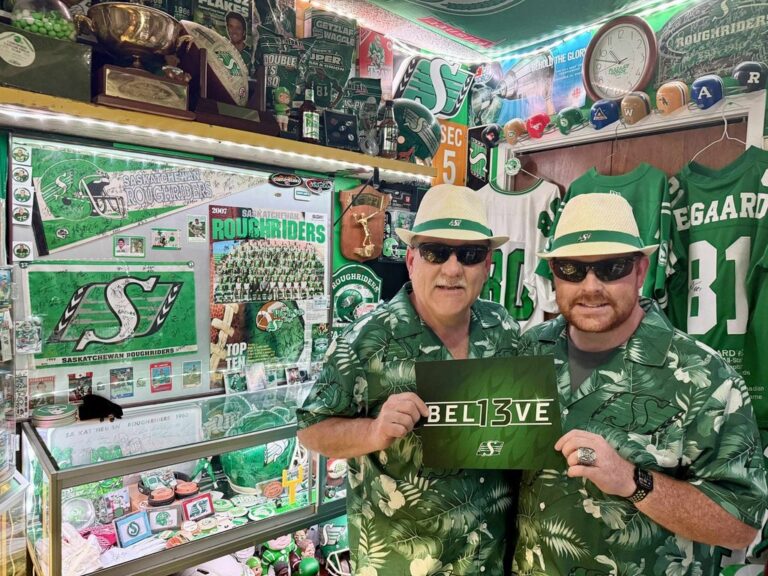 Roughrider, Alouette superfans prep for Grey Cup