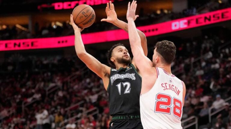 Toronto Raptors sign forward Kyle Anderson