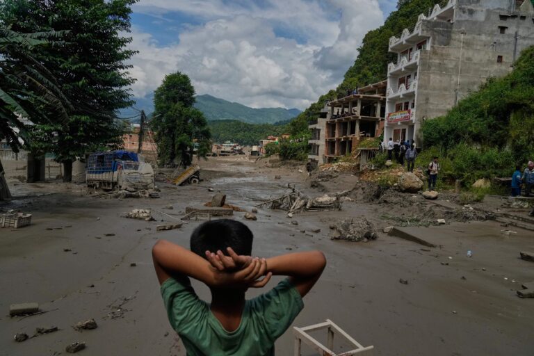 Number of Canadians missing in Nepal-Tibet floods rises to 32: minister