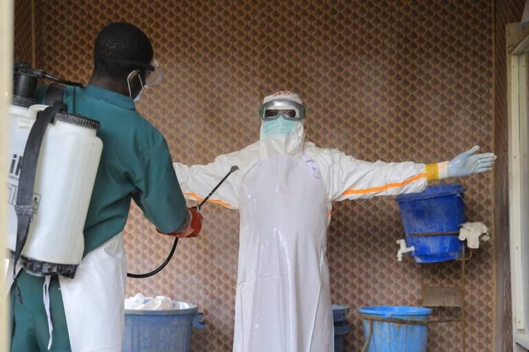Canada extends travel restrictions related to Ebola outbreak for 60 days