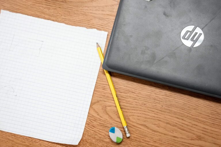 ‘Wild West’: Teachers, experts call for unified policies to address AI in classrooms