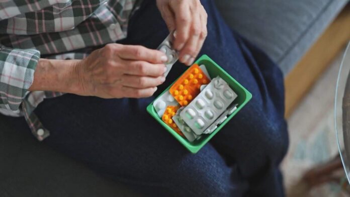 Opioid use among Ontario seniors an ‘overlooked and evolving crisis’: study